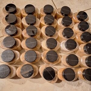 Ben Nye Luxury Powder Banana